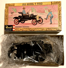 Antique Revell 1910 model “T” Ford Highway Pioneers Unbuilt HTF Rare, 1960 1/32