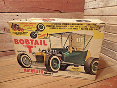 VINTAGE 1960’s Lindberg Bob Tail “T” Auto Model Kit – Large 1/8 Scale 690M:1100