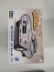 Revell Muscle ’68 Firebird 400 Ram Air 2 !n 1 Kit 1/25 Factory Sealed