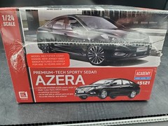 🚦😎Academy Hyundai Azera Sport Sedan 1:24 Scale Plastic Model Kit 15121 🔥😎🚦