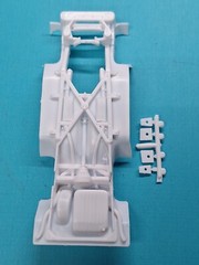Revell AMT Ertl Monogram MPC 1/25 1957 57 Thunderbird T Bird Chassis Floorpan