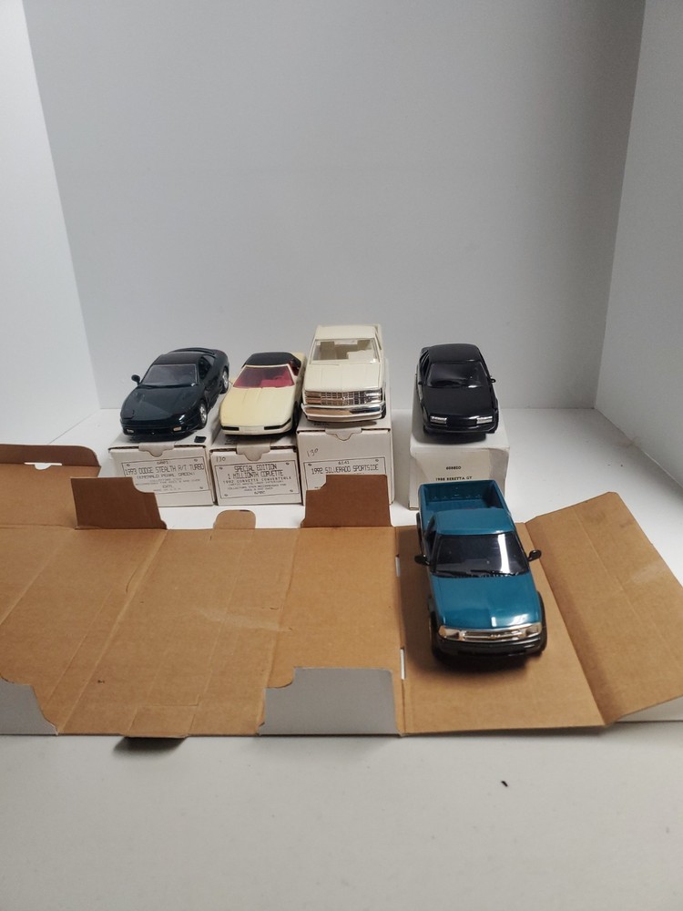 Dodge Stealth,Corvette,Silverado,Bretta,S-10 dealer promo 1/25 AMT Ertl Junkyard