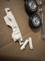 JoHan 1/25 1962 Chrysler 300 Hardtop molded in WHITE USA Oldies Needs Finishing