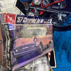AMT ERTL Pro Shop 1:25 Scale Model Kit Contents Sealed 57 Chevrolet Bel Air Read