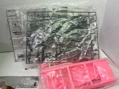 1/25 MONOGRAM 1959 CADILLAC ELDORADO CONVERTIBLE PINK MODEL CAR KIT