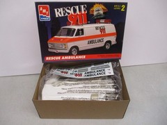 AMT Rescue 911 Ambulance 1/25