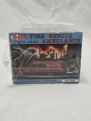 JOHAN JO-HAN Fire Rescue Ambulance Scale 1:25 Model Kit GC-500 Brand New