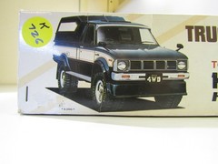 Nichimo 1:20 Scale Toyota HiLux 4WD “Trucking Shell”model kit # MC-2063 Rare Kit