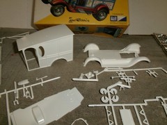 MPC 1/25 GEORGE BARRIS U.S.MAIL UNBUILT PLASTIC MODEL CAR KIT W/ BOX