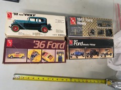 AMT vintage 1:25 model kit lot of 4 1929 1936 Ford 1941 Woody 1932 Vicky