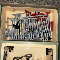 60’s Renewal NO. 802 The Visible V8 Engine ASSEMBLY Kit -IN ORIGINAL BOX -AS IS