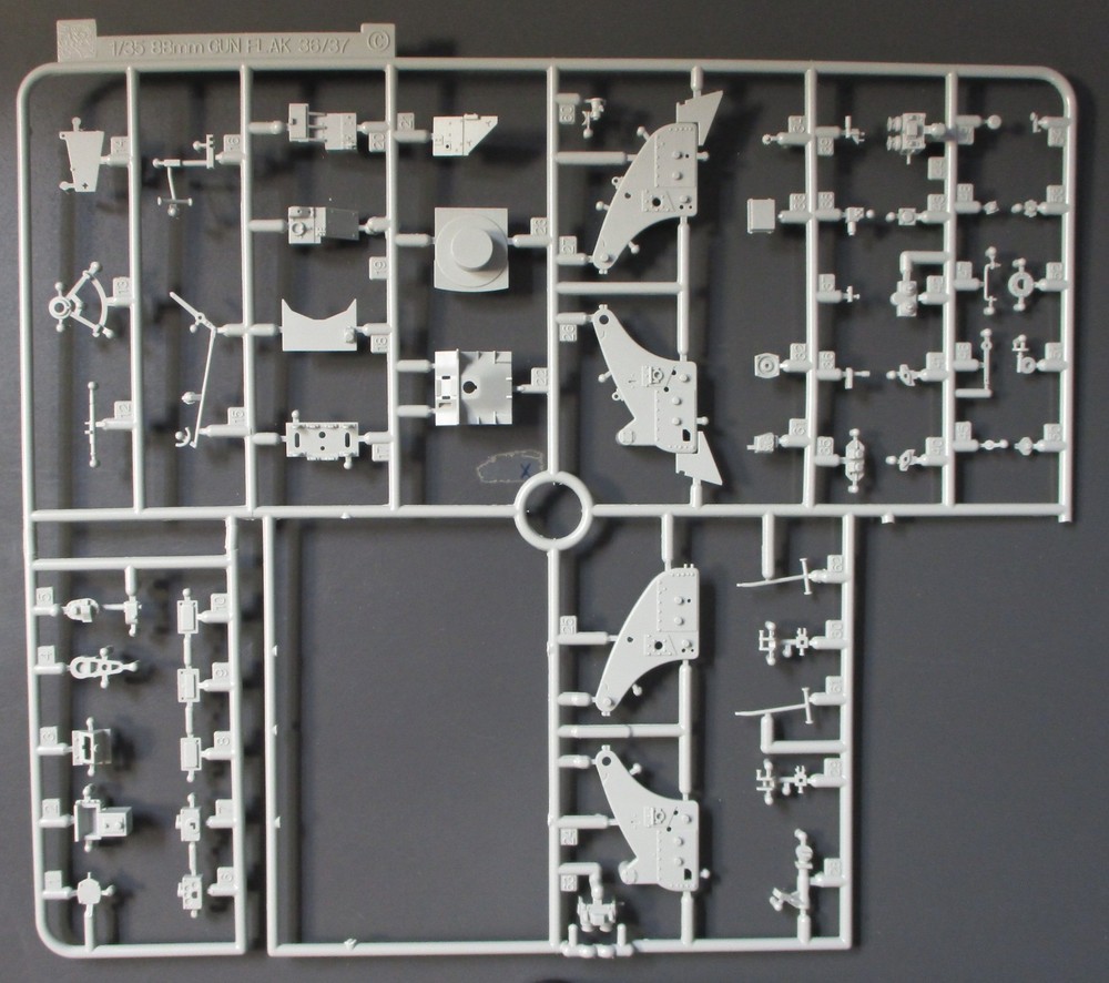 Cyber Hobby 1/35th Scale Panzer IV H w/88 Flak – Parts Tree C from Kit No. 6667