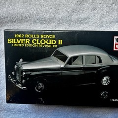 Minicraft 1962 Rolls Royce Silver Cloud II 1/24 Scale Model Level 2 New Sealed!