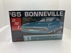 AMT 1965 Bonneville Sport Coupe – 1/25 Scale Model Kit – AMT – 1260