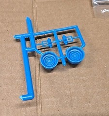 Amt/Ertl 1957 Ford 3 in 1 Model Kit 1/25 Open Box READ DESCRIPTION