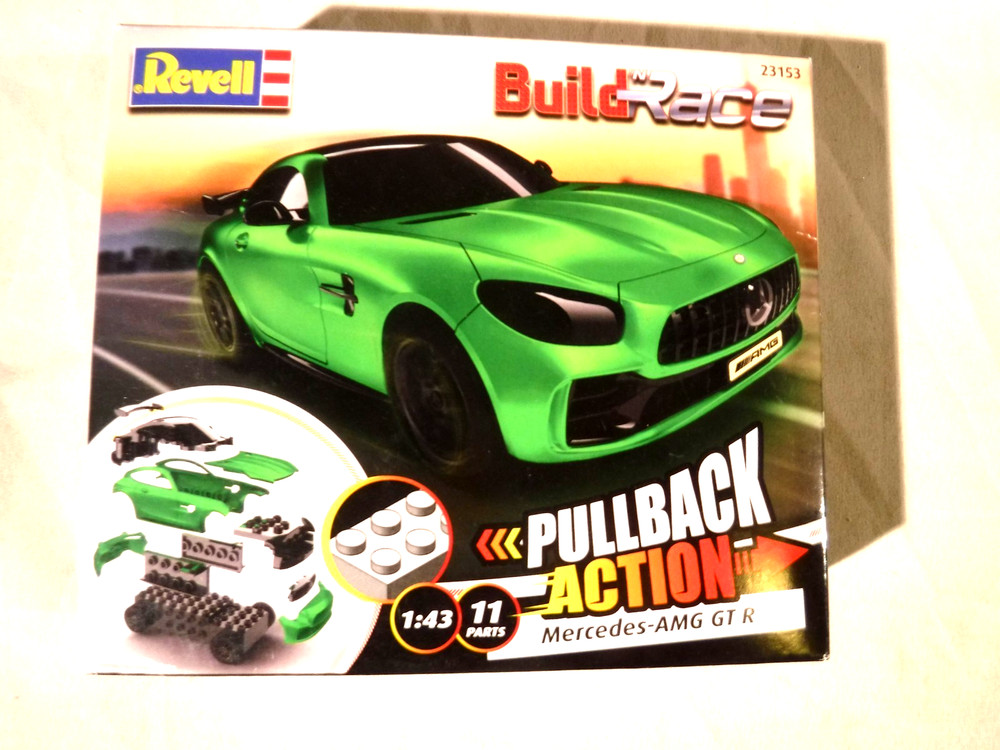 1/25 Revell Pull back Action! 4+ Mercedes AMG GT R Sports Car Race Car # 23153