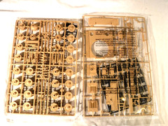 1/35 Airfix German Tiger I Early Version 1942 Markings 4/2 Ver N Africa # A1357