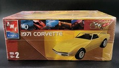AMT 50th Anniversary 1971 Corvette Convertible Model Kit 1/25 Scale New Sealed