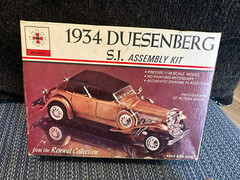 Vintage Renwal 1934 Duesenberg SJ Model 1/48 Scale Kit No. 151 MIB