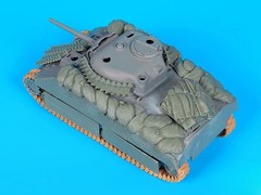 1/35 Scale Die-Cast Resin Model Assembled Kit M4A2 Tarawa Accessories Set (No…
