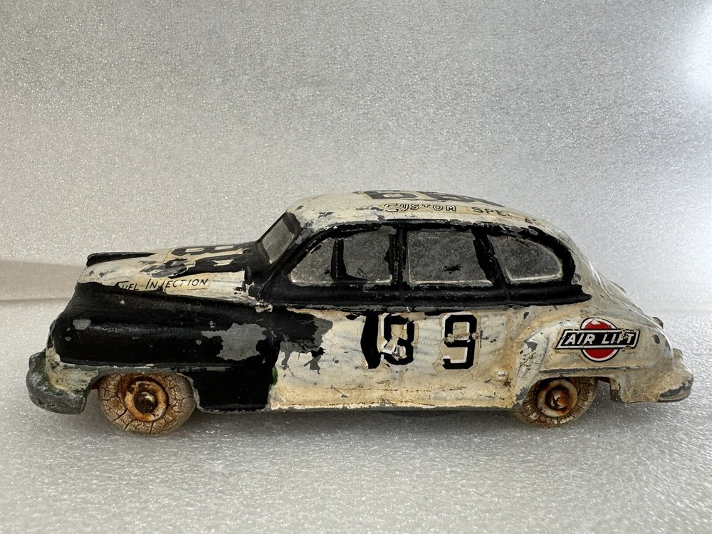 Vintage 1940’s Plymouth Desoto Model Car MFG National Products Chicago IL