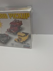 Sealed Lindberg Ford 1934 Pick Up Model Truck 1/25 Scale Sealed