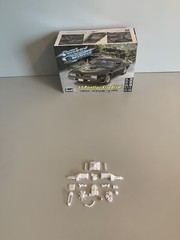 Revell 1/25 1977 Pontiac Trans Am Engine And Parts /junkyard/diorama