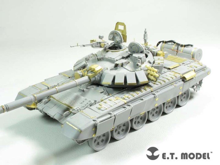 ET Model E35210 1/35 Russian T-72B Mod.1990 Detail Up Set for Trumpeter 05564