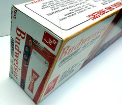 AMT 1:25 Scale Budweiser Fruehauf 40′ Semi Trailer Sealed Inside Boxed Model Kit