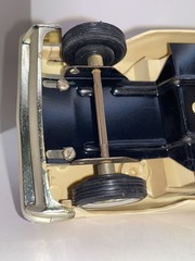 AMT Promo 1959 Pontiac Bonneville HT 1/25 White/Gold Knudsen Award FN-VF+