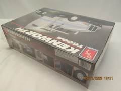 AMT Ertl 1990 Kenworth T600A 1/25 Semi Truck Kit #6976 Factory Sealed