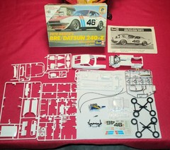 Revell Pete Brock BRE Datsun 260Z H-1402 Model Kit Open Box Partially Started