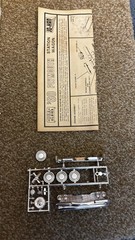 JO-HAN USA OLDIES 1/25 ’60 PLYMOUTH STATION WAGON MODEL KIT UNBUILT C-4560 READ