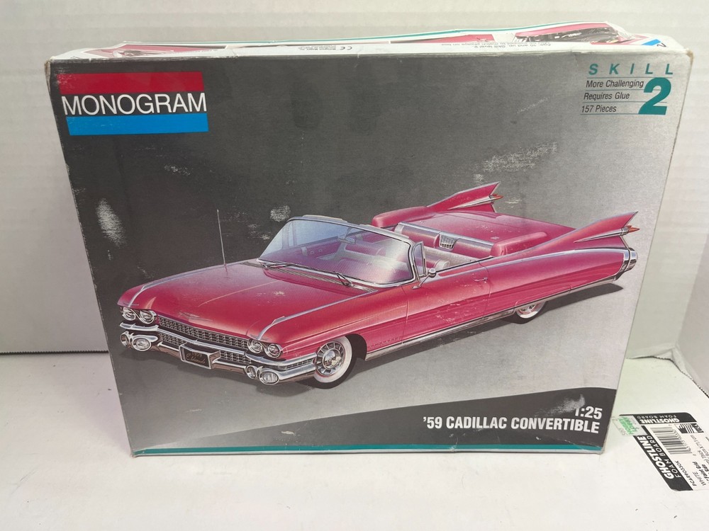 1/25 MONOGRAM 1959 CADILLAC ELDORADO CONVERTIBLE PINK MODEL CAR KIT