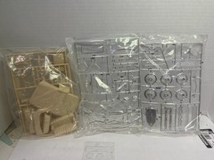 1/18 HUBLEY CLASSIC METAL KIT 1932 MODEL SJ DUESENBERG 150 PARTS