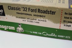 Vintage Monogram Big Deuce Classic ’32 Ford Roadster Traditional Highboy Model K