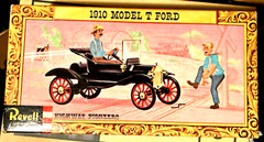 Antique Revell 1910 model “T” Ford Highway Pioneers Unbuilt HTF Rare, 1960 1/32
