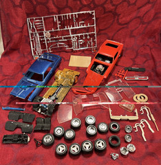 Vintage Group LOT of Plastic Model Kit Cars Junkyard Parts — 9358