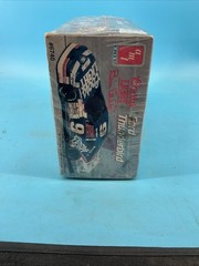 AMT #9 Coors Light Ford Thunderbird Bill Elliott Kit # 6740 Factory Sealed 1:25