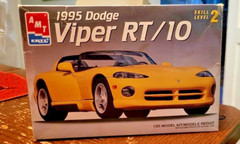 AMT 1995 Dodge Viper RT/10 1/25 Model Kit #6550 ERTL NEW NIB