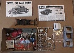 Monogram ‘34 Ford Ragtop Early Iron Model Kit Started