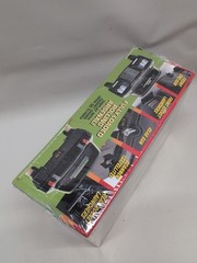 AMT AMT1271 Green Hornet Black Beauty 1:25 Scale Model Kit Factory Sealed
