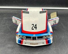 Minichamps BMW 3.5 CSL 24H Sebring 1975 1:18 Scale Model Car in Box