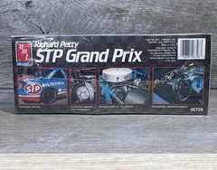 VTG 1990 Richard Petty 1/25 Model Kit NASCAR STP Grand Prix AMT ERTL 6728 SEALED