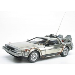 Polar Lights Back to The Future: Time Machine Model Kit 1:25 Scale