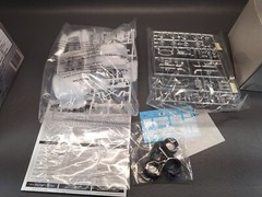2012 SHELBY COBRA 427 S/C Dream Rides Model Kit by Monogram 1:24 – New / Sealed