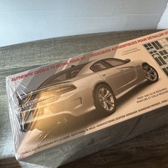 AMT 1:25 Scale Model Kit 2021 Dodge Charger R/T Skill 2 AMT1323