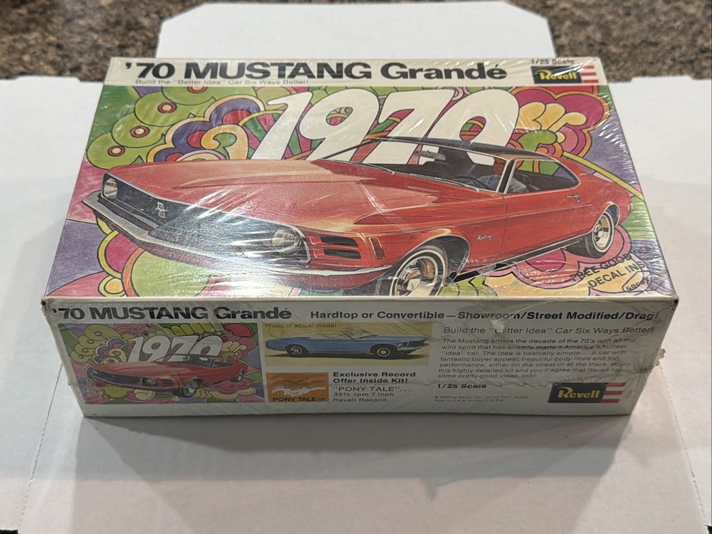 REVELL 1970 MUSTANG GRANDE ORIGINAL FACTORY SEALED KIT! #H1212 CIRCA 1970! VMCP!