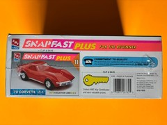 1970 CHEVROLET CORVETTE LT-1 MODEL KIT AMT ERTL 1/25 SCALE SNAPFAST PLUS NEW !!!