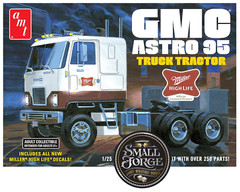 AMT1230. GMC Astro 95 Truck Tractor – Miller Beer. Scale 1:25 NEW
